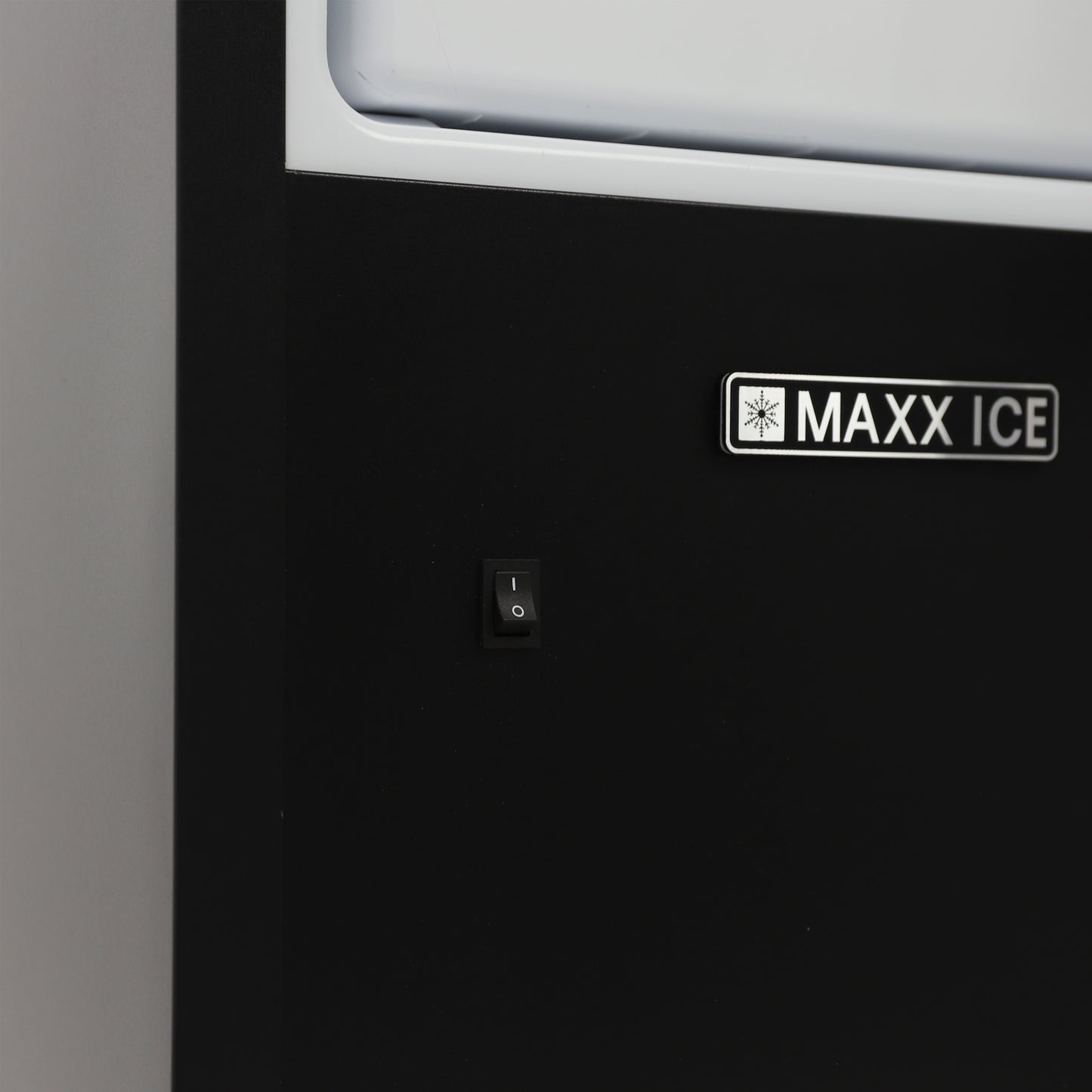 Maxx Ice MIM25C Ss Door, Black Sides, Maxx Ice Crescent Ice Maker 25 lbs per day