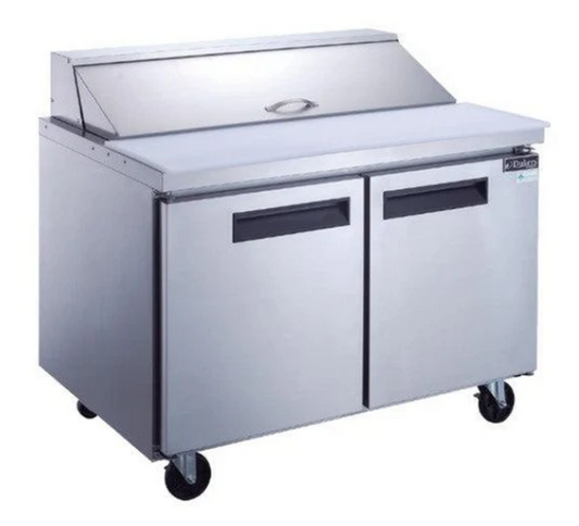 Dukers  DSP60-16-S2 2-Door Commercial Sandwich/Salad Prep Table Refrigerator in Stainless Steel